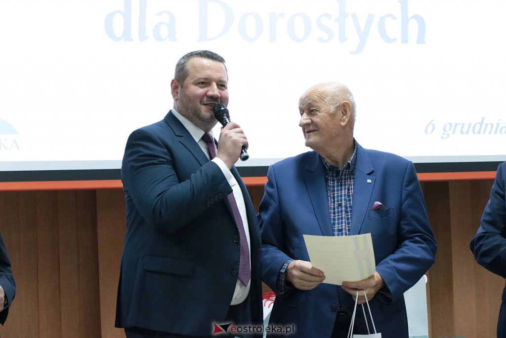 I Ostrołęckie dyktando dla Dorosłych [06.12.2019] - zdjęcie #8 - eOstroleka.pl