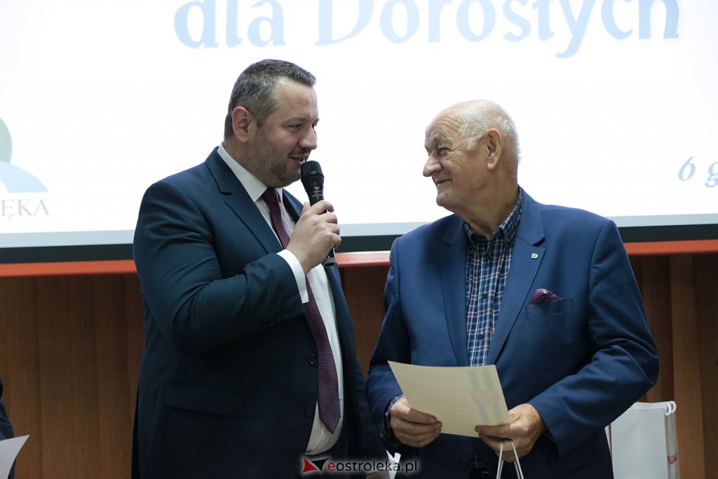 I Ostrołęckie dyktando dla Dorosłych [06.12.2019] - zdjęcie #6 - eOstroleka.pl