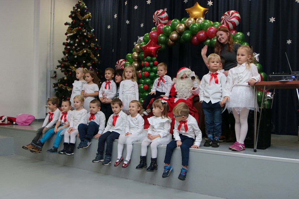 Mikołajki w Hali targowej Feniks [07.12.2019] - zdjęcie #37 - eOstroleka.pl