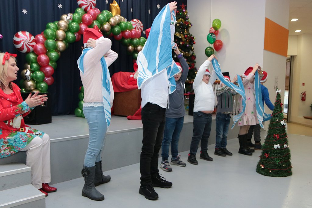 Mikołajki w Hali targowej Feniks [07.12.2019] - zdjęcie #26 - eOstroleka.pl