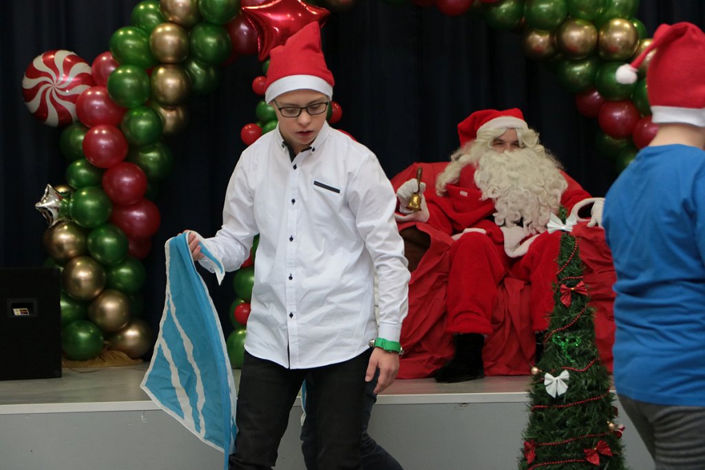Mikołajki w Hali targowej Feniks [07.12.2019] - zdjęcie #17 - eOstroleka.pl