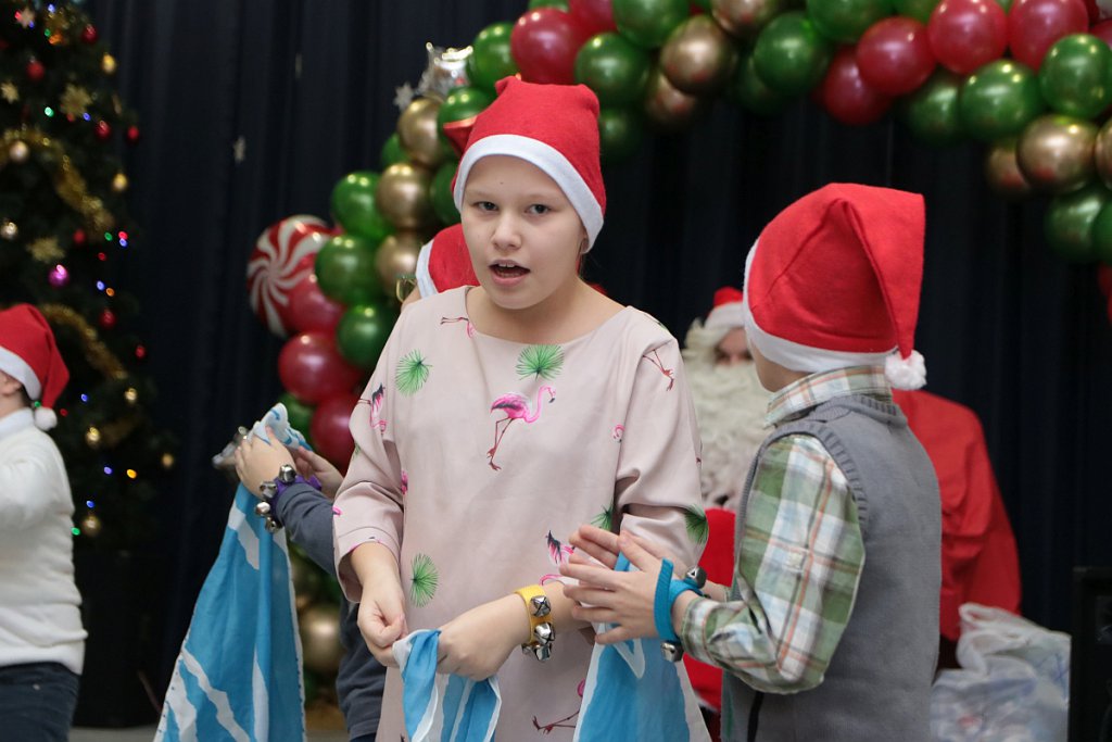 Mikołajki w Hali targowej Feniks [07.12.2019] - zdjęcie #13 - eOstroleka.pl