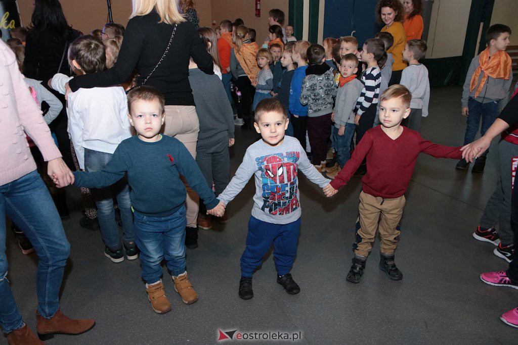Majka Jeżowska zagrała w Ostrołęce. Dzieci były zachwycone! [10.12.2019] - zdjęcie #22 - eOstroleka.pl