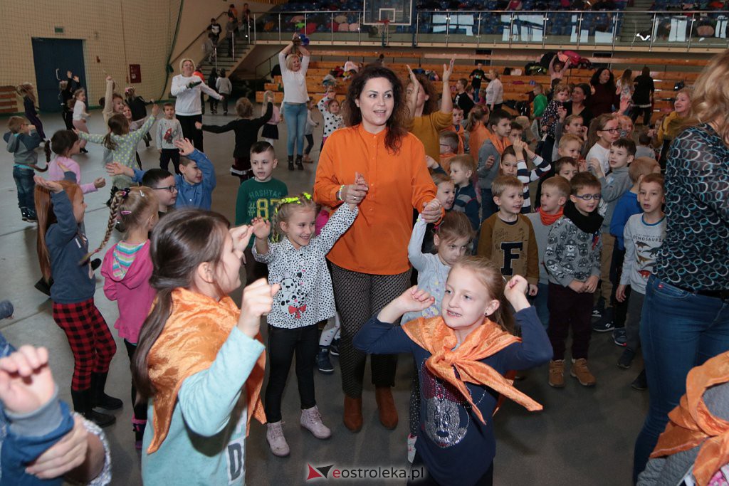 Majka Jeżowska zagrała w Ostrołęce. Dzieci były zachwycone! [10.12.2019] - zdjęcie #19 - eOstroleka.pl