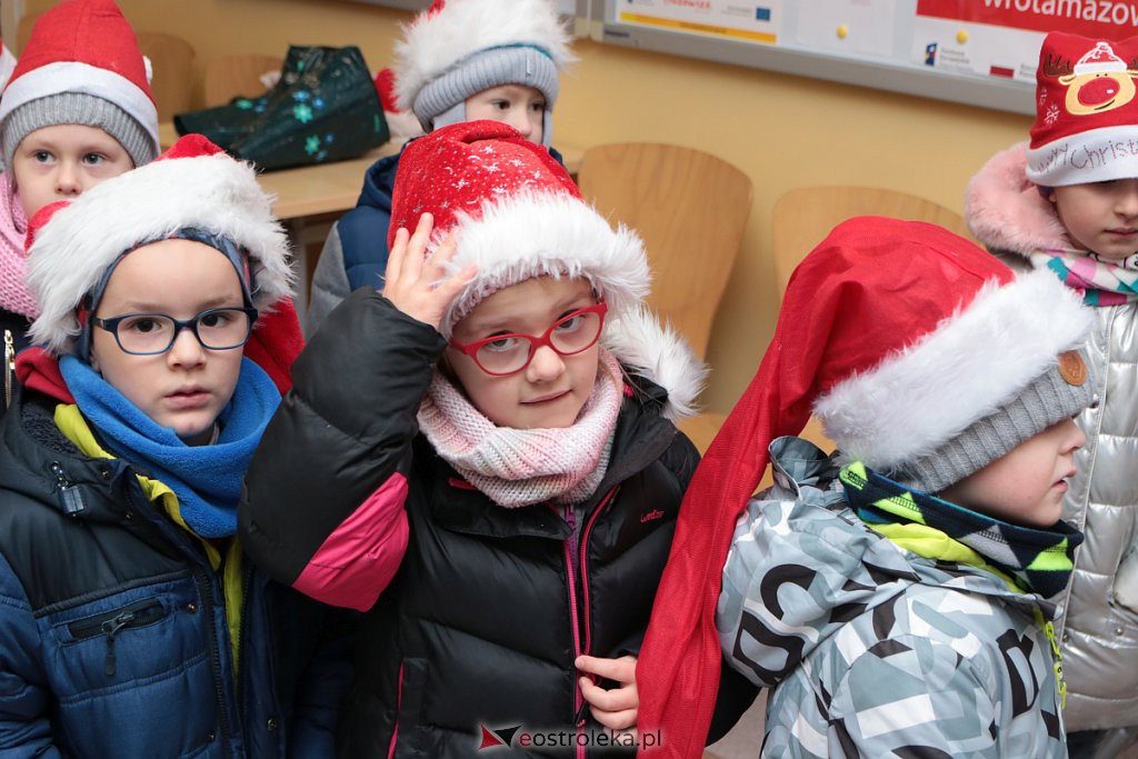 Przedszkolaki przygotowały świąteczne niespodzianki podopiecznym MOPR 12.12.2019] - zdjęcie #11 - eOstroleka.pl