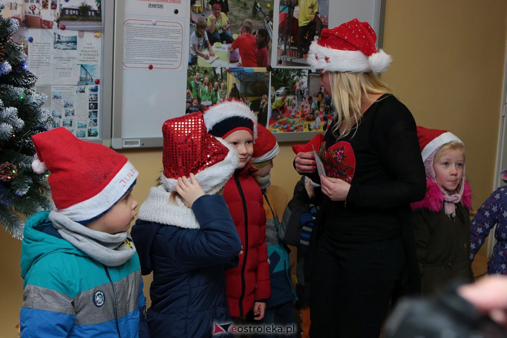 Przedszkolaki przygotowały świąteczne niespodzianki podopiecznym MOPR 12.12.2019] - zdjęcie #12 - eOstroleka.pl