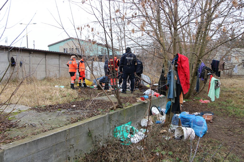 Wspólnie wyciągają „Pomocną Dłoń” do bezdomnych [13.12.2019] - zdjęcie #33 - eOstroleka.pl