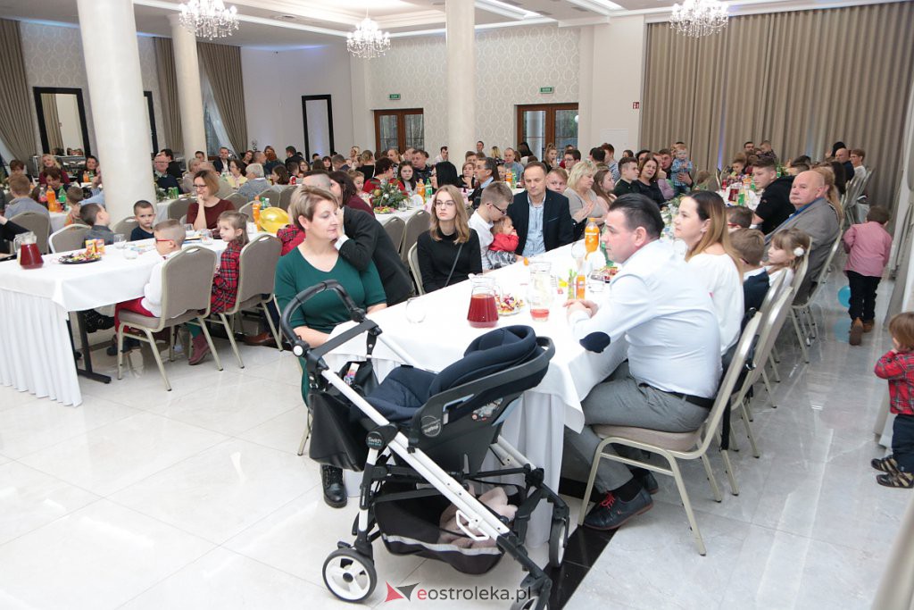 Jubileuszowe spotkanie powiatowych rodzin zastępczych [13.12.2019] - zdjęcie #12 - eOstroleka.pl