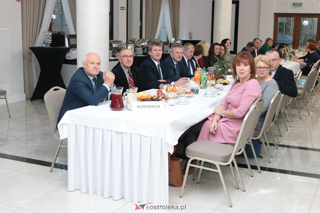 Jubileuszowe spotkanie powiatowych rodzin zastępczych [13.12.2019] - zdjęcie #16 - eOstroleka.pl