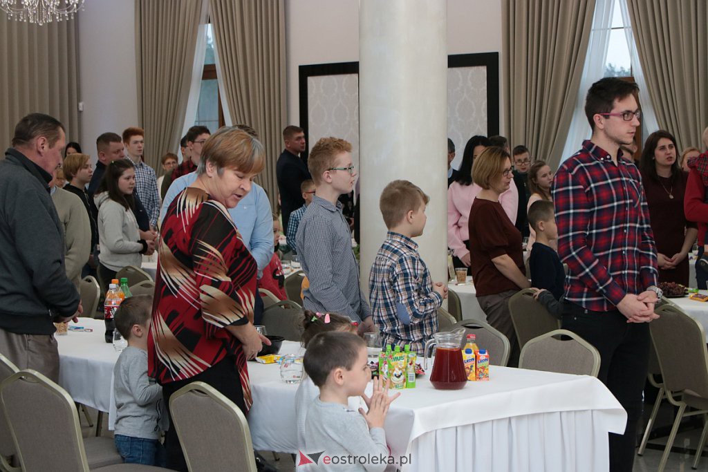 Jubileuszowe spotkanie powiatowych rodzin zastępczych [13.12.2019] - zdjęcie #22 - eOstroleka.pl