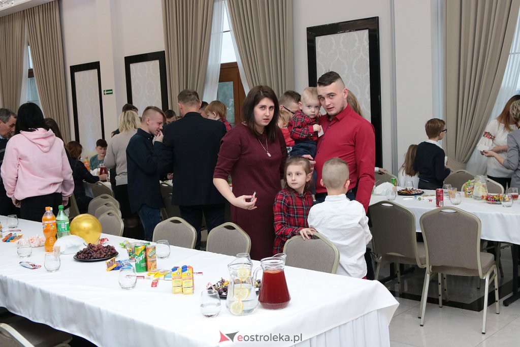 Jubileuszowe spotkanie powiatowych rodzin zastępczych [13.12.2019] - zdjęcie #34 - eOstroleka.pl