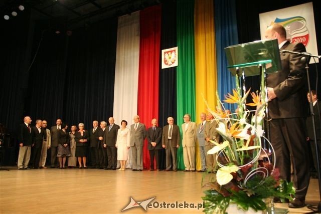 Uroczysta sesja Rady Miasta (25.09.2010) - zdjęcie #3 - eOstroleka.pl