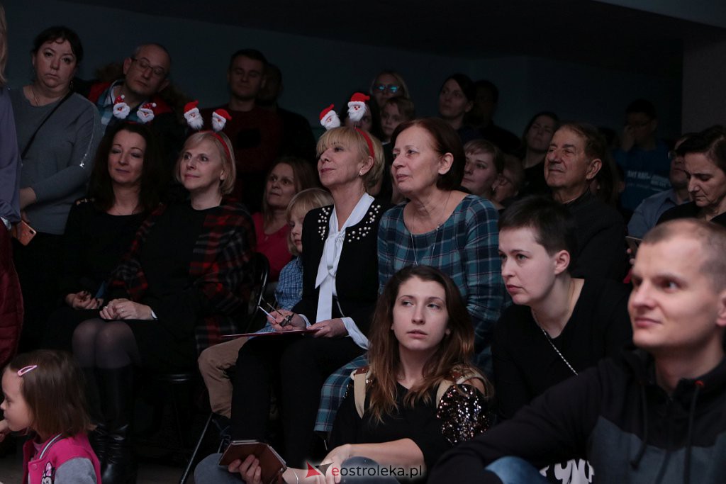 „Wyśpiewali” stroje dla szkolnego chóru [17.12.2019] - zdjęcie #134 - eOstroleka.pl