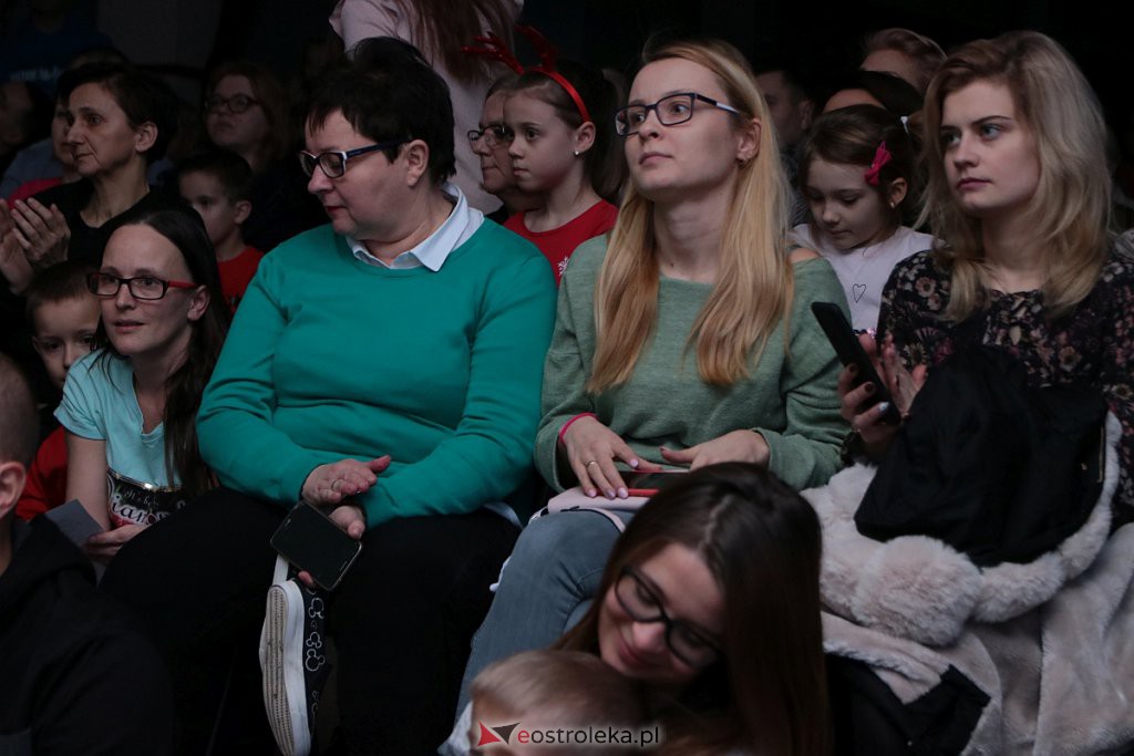„Wyśpiewali” stroje dla szkolnego chóru [17.12.2019] - zdjęcie #126 - eOstroleka.pl
