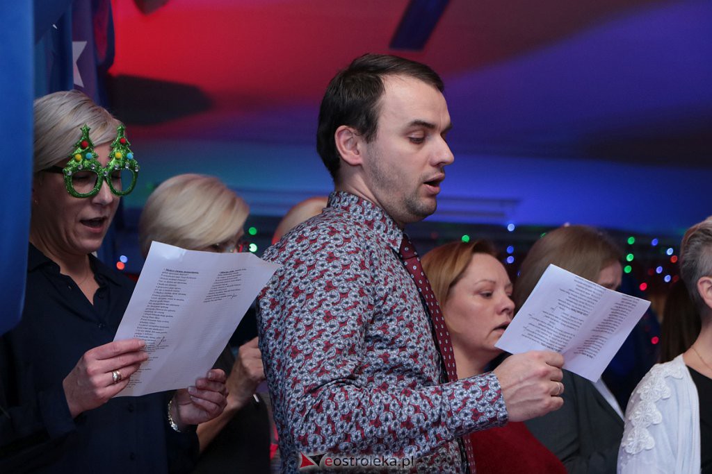 „Wyśpiewali” stroje dla szkolnego chóru [17.12.2019] - zdjęcie #102 - eOstroleka.pl