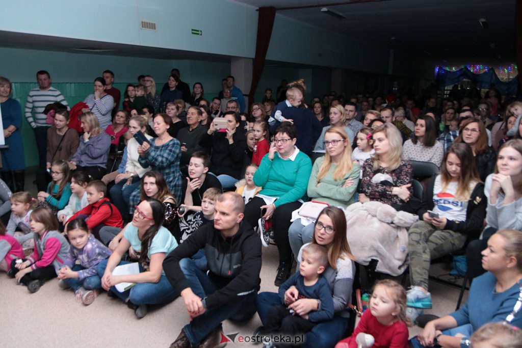 „Wyśpiewali” stroje dla szkolnego chóru [17.12.2019] - zdjęcie #94 - eOstroleka.pl
