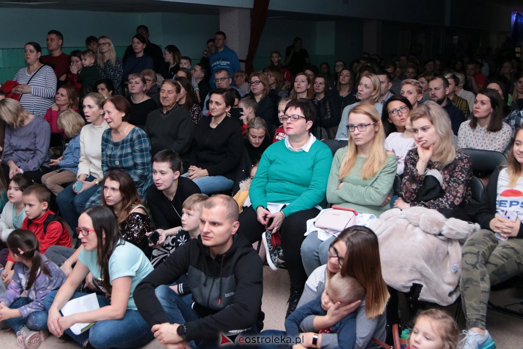 „Wyśpiewali” stroje dla szkolnego chóru [17.12.2019] - zdjęcie #91 - eOstroleka.pl