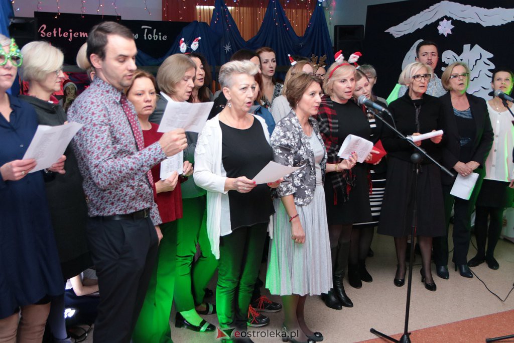 „Wyśpiewali” stroje dla szkolnego chóru [17.12.2019] - zdjęcie #90 - eOstroleka.pl