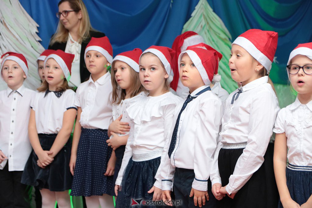 „Wyśpiewali” stroje dla szkolnego chóru [17.12.2019] - zdjęcie #84 - eOstroleka.pl