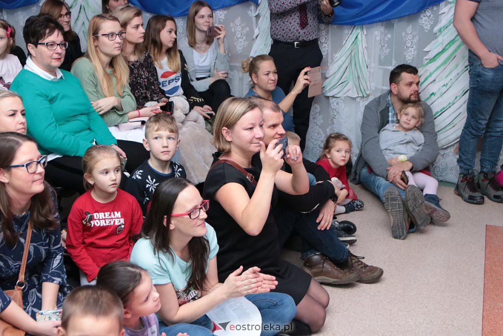 „Wyśpiewali” stroje dla szkolnego chóru [17.12.2019] - zdjęcie #75 - eOstroleka.pl