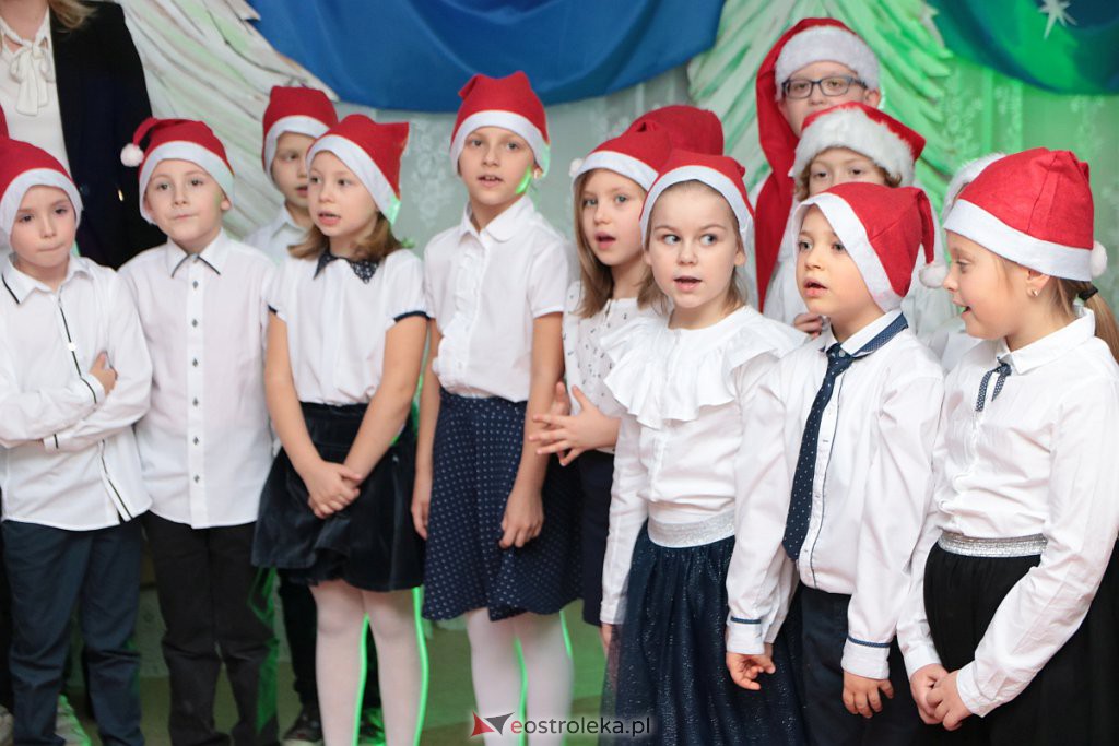 „Wyśpiewali” stroje dla szkolnego chóru [17.12.2019] - zdjęcie #68 - eOstroleka.pl