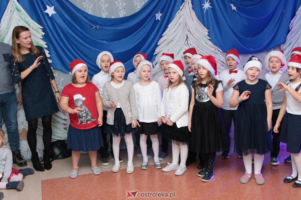 „Wyśpiewali” stroje dla szkolnego chóru [17.12.2019] - zdjęcie #59 - eOstroleka.pl