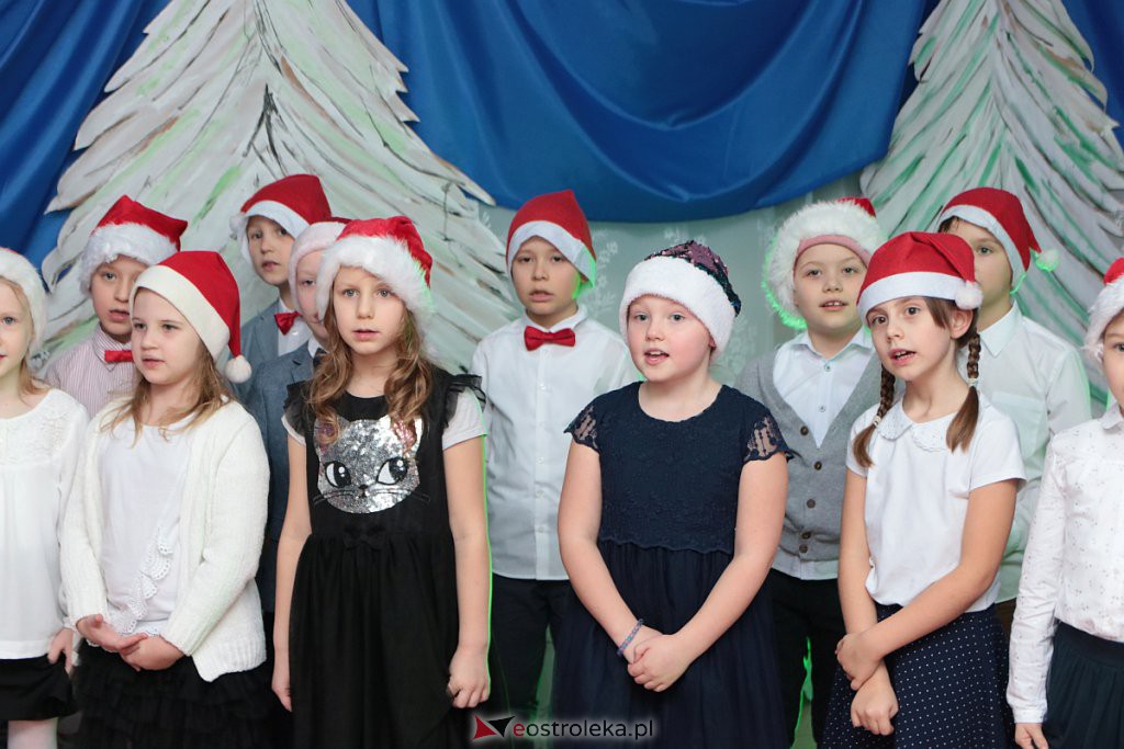 „Wyśpiewali” stroje dla szkolnego chóru [17.12.2019] - zdjęcie #58 - eOstroleka.pl