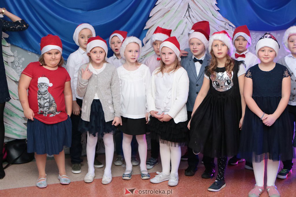 „Wyśpiewali” stroje dla szkolnego chóru [17.12.2019] - zdjęcie #52 - eOstroleka.pl