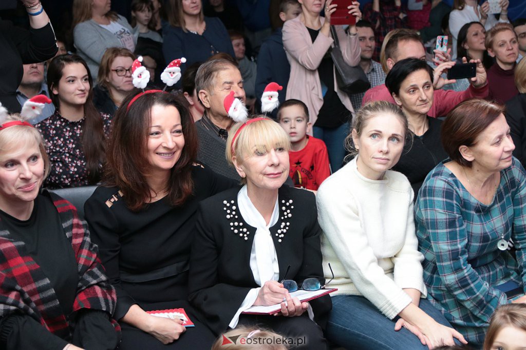 „Wyśpiewali” stroje dla szkolnego chóru [17.12.2019] - zdjęcie #47 - eOstroleka.pl
