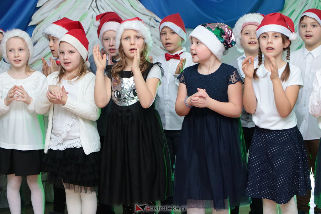 „Wyśpiewali” stroje dla szkolnego chóru [17.12.2019] - zdjęcie #40 - eOstroleka.pl
