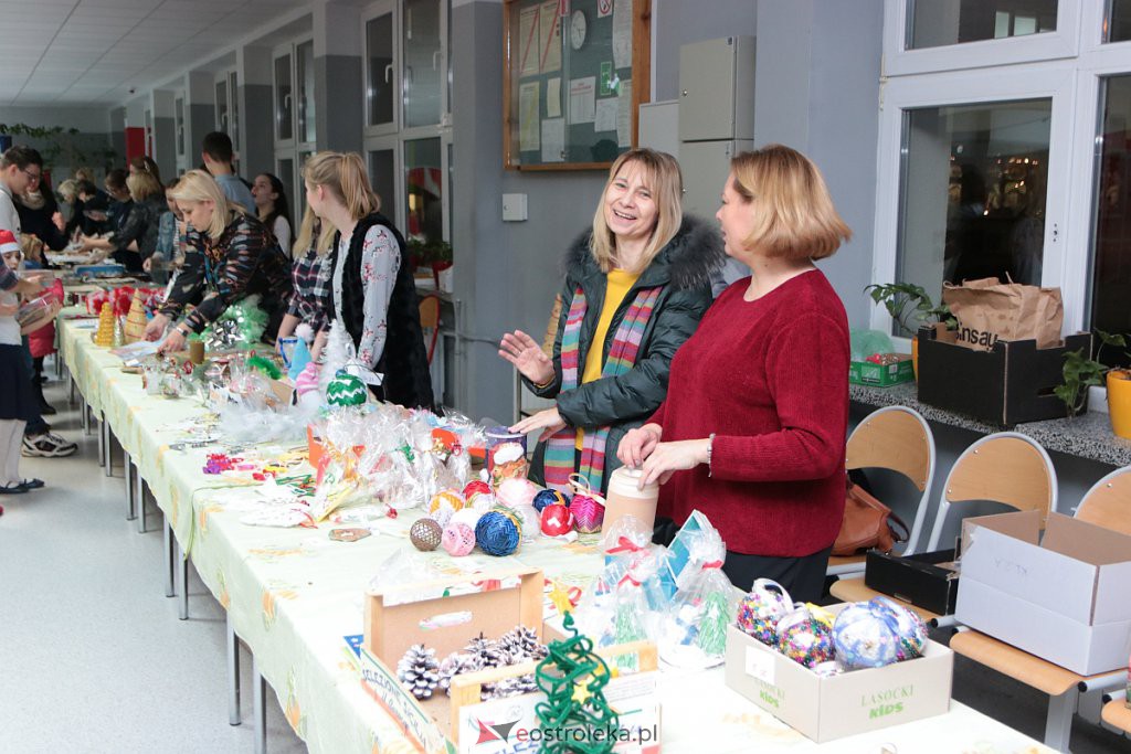 „Wyśpiewali” stroje dla szkolnego chóru [17.12.2019] - zdjęcie #13 - eOstroleka.pl