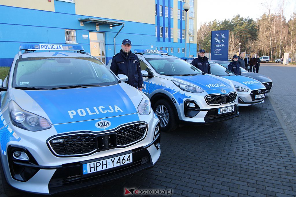 Takie prezenty „pod choinkę” dostali ostrołęccy policjanci [18.12.2019] - zdjęcie #57 - eOstroleka.pl