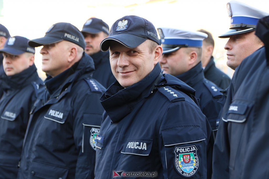 Takie prezenty „pod choinkę” dostali ostrołęccy policjanci [18.12.2019] - zdjęcie #39 - eOstroleka.pl