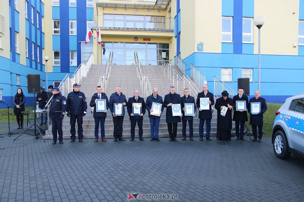 Takie prezenty „pod choinkę” dostali ostrołęccy policjanci [18.12.2019] - zdjęcie #9 - eOstroleka.pl