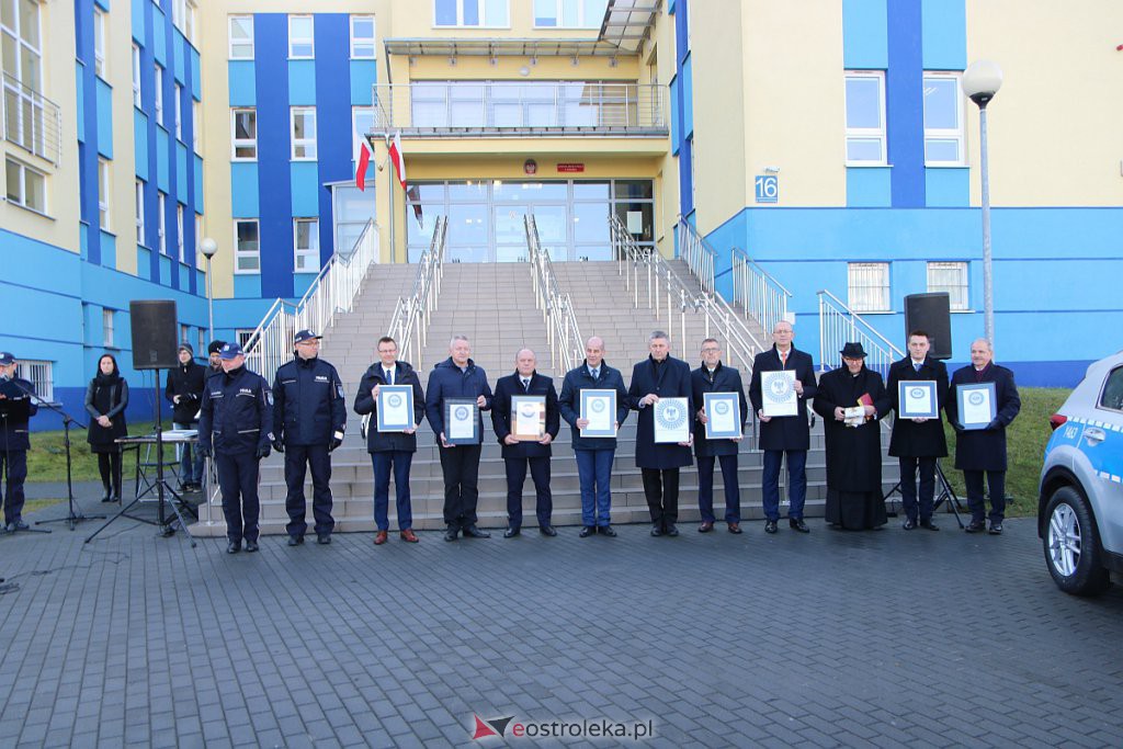 Takie prezenty „pod choinkę” dostali ostrołęccy policjanci [18.12.2019] - zdjęcie #7 - eOstroleka.pl