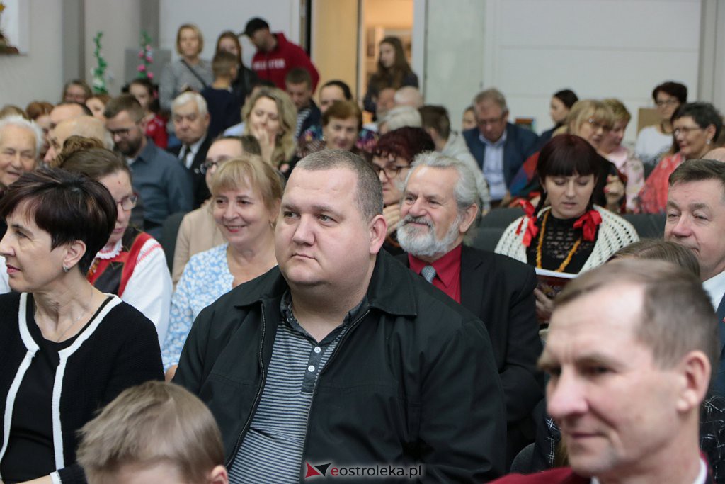 Wigilijne spotkanie Związku Kurpiów [18.12.2019] - zdjęcie #16 - eOstroleka.pl