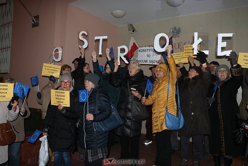 Protest w obronie sędziów [18.12.2019] - zdjęcie #6 - eOstroleka.pl