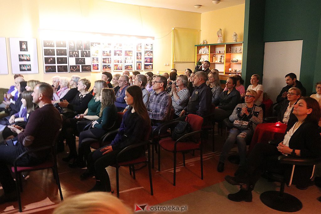 Koncert kolęd w Klubie Oczko [18.12.2019] - zdjęcie #18 - eOstroleka.pl