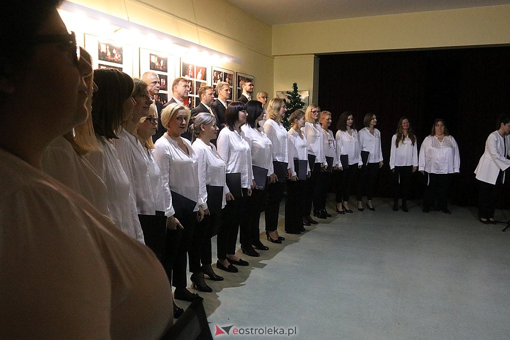 Koncert kolęd w Klubie Oczko [18.12.2019] - zdjęcie #12 - eOstroleka.pl