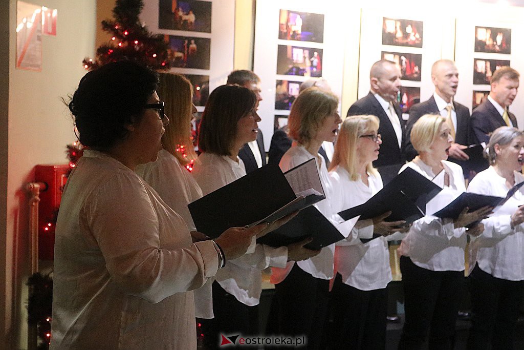 Koncert kolęd w Klubie Oczko [18.12.2019] - zdjęcie #6 - eOstroleka.pl