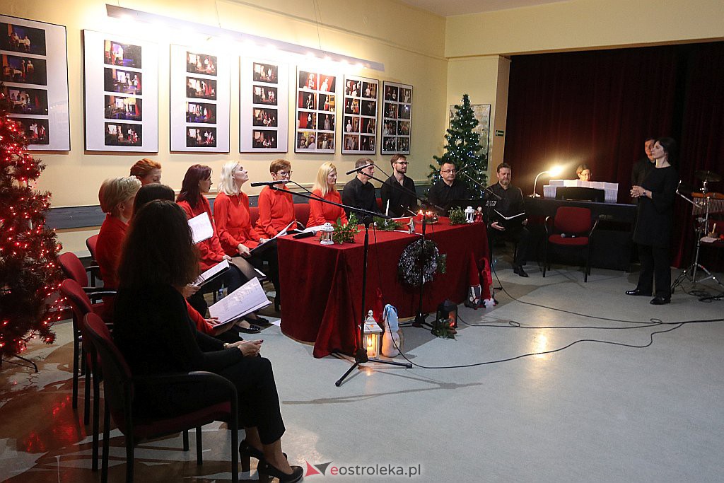 Kolęda płynie z wysokości [19.12.2019] - zdjęcie #6 - eOstroleka.pl