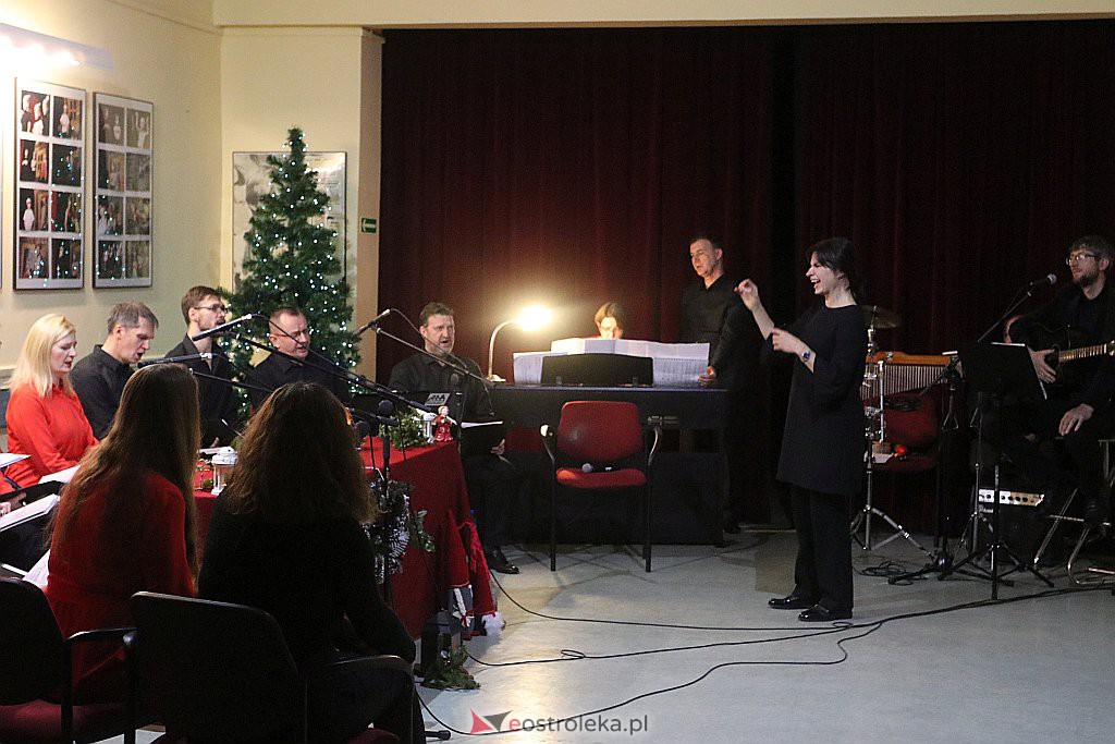 Kolęda płynie z wysokości [19.12.2019] - zdjęcie #1 - eOstroleka.pl