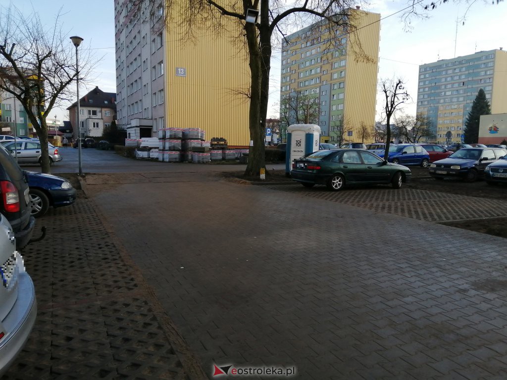 Parkingi przy Goworowskiej/Konopnckiej [20.12.2019] - zdjęcie #3 - eOstroleka.pl