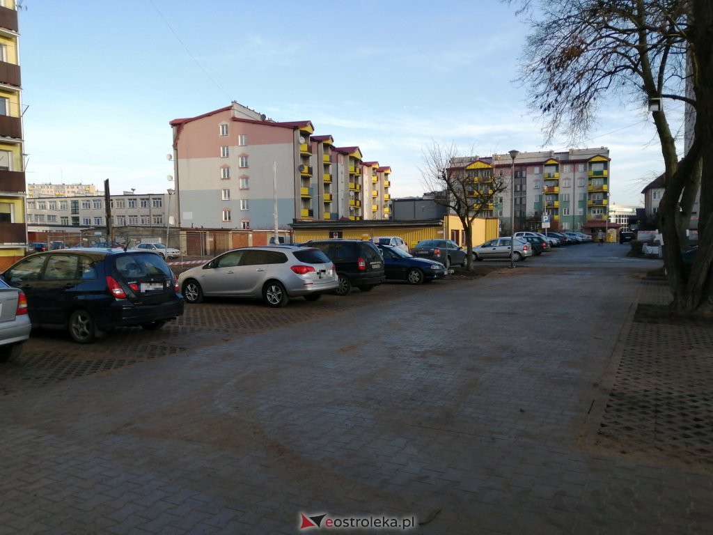Parkingi przy Goworowskiej/Konopnckiej [20.12.2019] - zdjęcie #6 - eOstroleka.pl