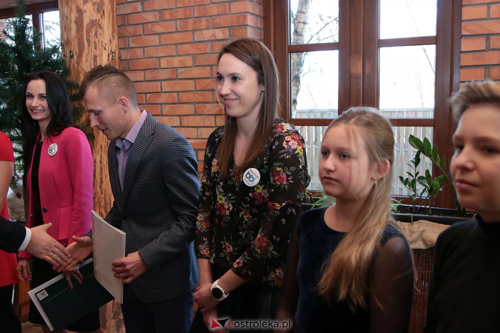Wręczenie dorocznych i okolicznościowych nagród starosty ostrołęckiego za rok 2019 [20.12.2019] - zdjęcie #22 - eOstroleka.pl