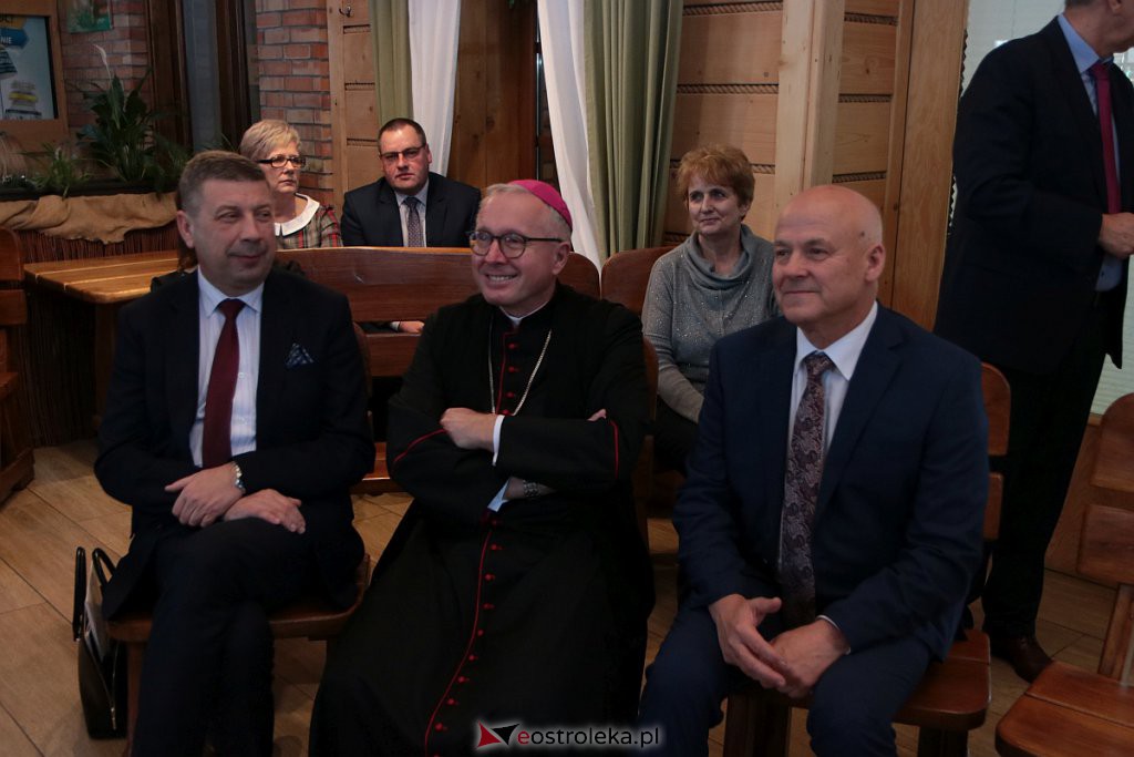 Opłatkowe spotkanie samorządu powiatu ostrołęckiego [20.12.2019] - zdjęcie #7 - eOstroleka.pl