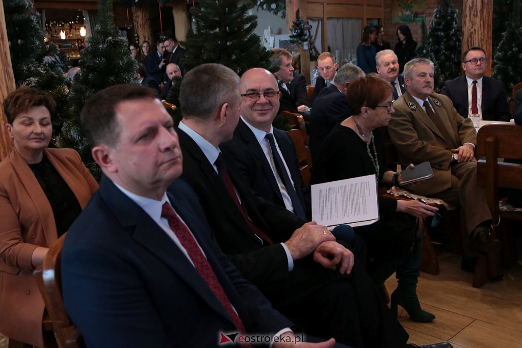 Opłatkowe spotkanie samorządu powiatu ostrołęckiego [20.12.2019] - zdjęcie #24 - eOstroleka.pl