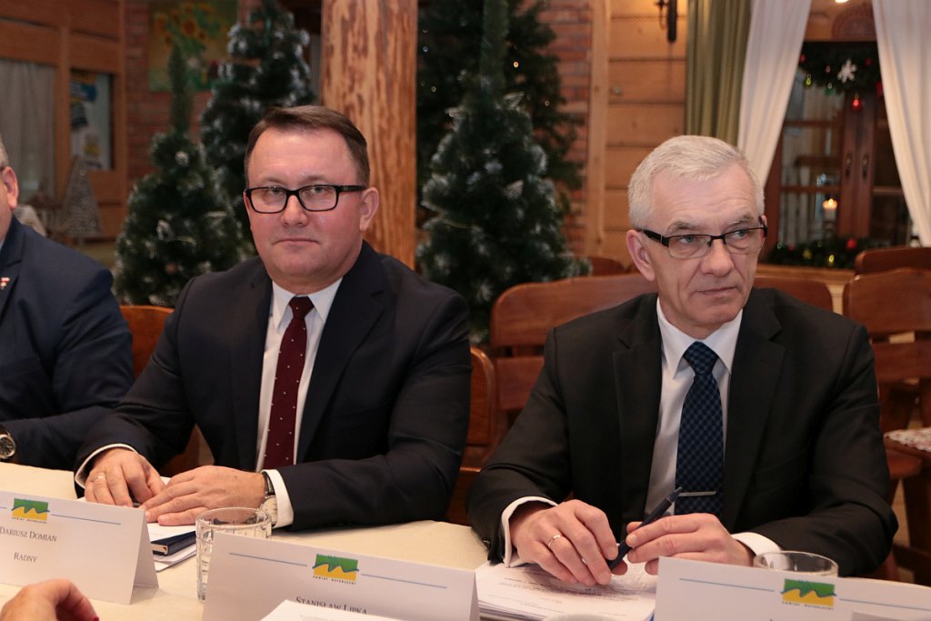XIV sesja Rady Powiatu w Ostrołęce [20.12.2019] - zdjęcie #10 - eOstroleka.pl