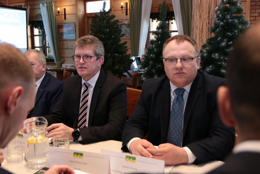 XIV sesja Rady Powiatu w Ostrołęce [20.12.2019] - zdjęcie #14 - eOstroleka.pl