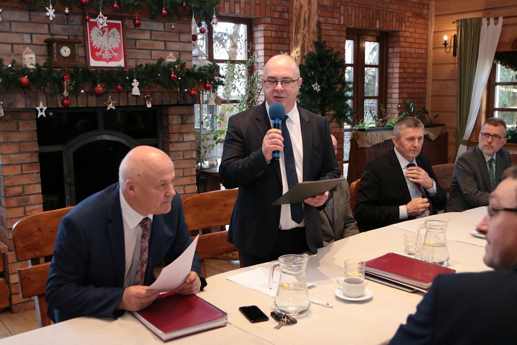 XIV sesja Rady Powiatu w Ostrołęce [20.12.2019] - zdjęcie #32 - eOstroleka.pl